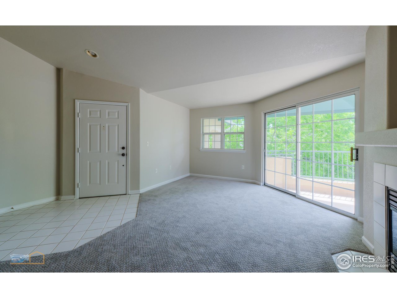 540 Mohawk Drive, Unit 23 Boulder, CO 80303 - Photo 35 of 35 Open floor plan living.