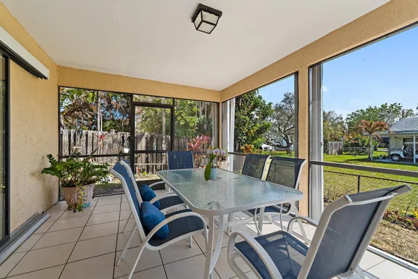 $499,900 | 7954 Southeast Carlton Street, Hobe Sound, FL 33455