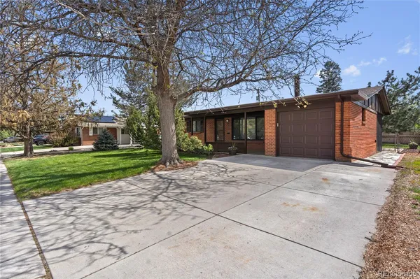 $639,900 | 962 South Holly Street, Denver, CO 80246