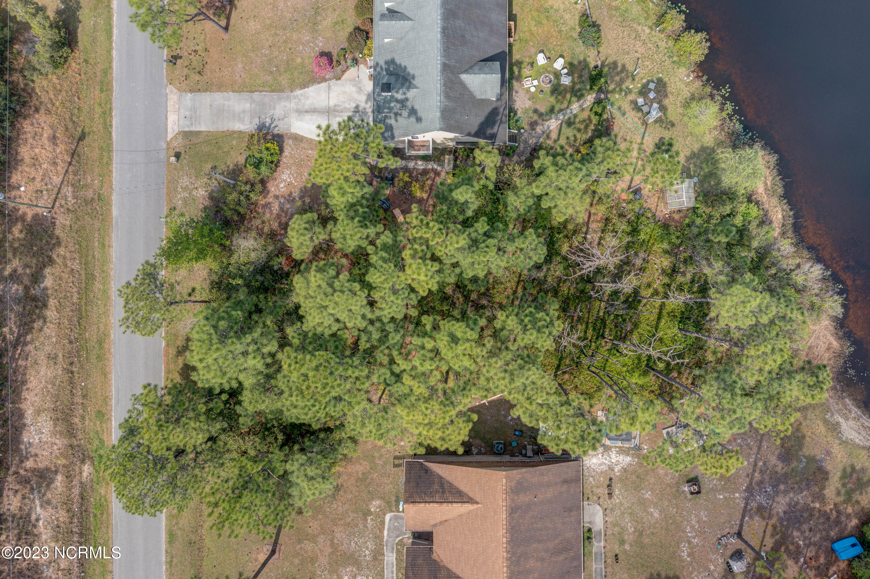 148 South High Point Road Southport, NC 28461 - Photo 2 of 17 148NHighPointDrone-3