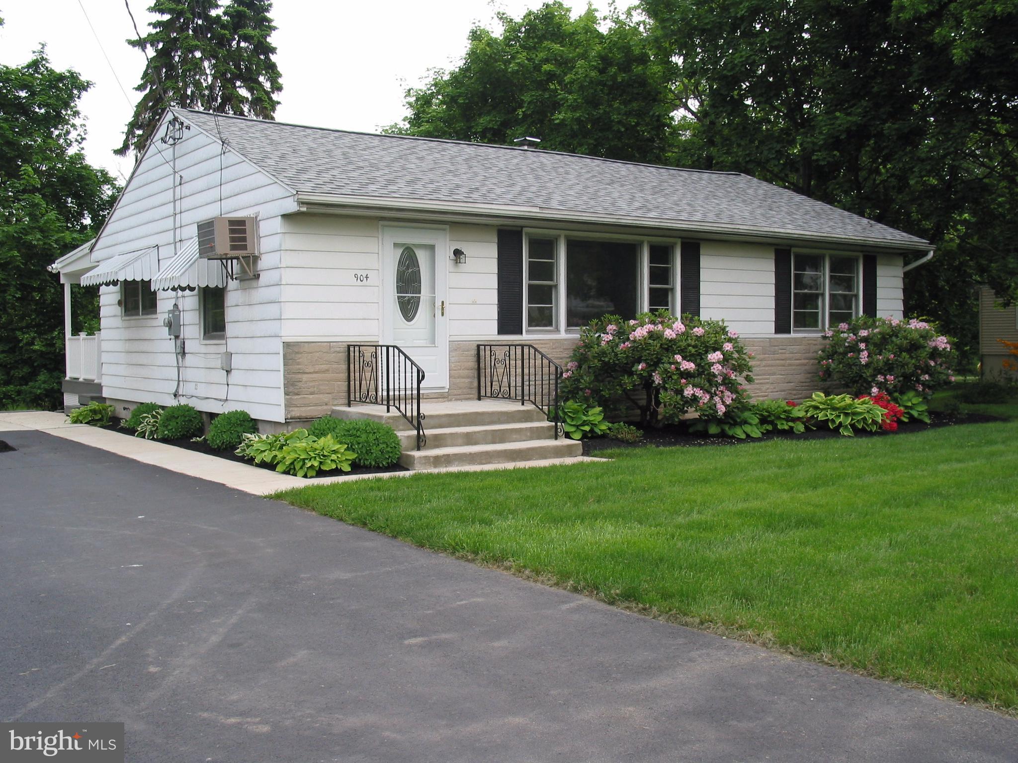 904 Valley Road Enola, PA 17025 - Photo 1 of 28 Gallery Image 1