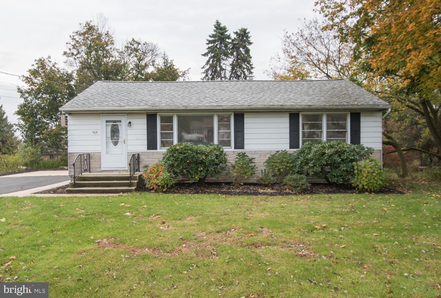 904 Valley Road Enola, PA 17025 - Photo 2 of 28 Gallery Image 2