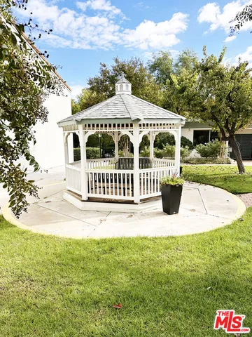 $3,179 | 4722 Park Granada, Unit 206, Calabasas, CA 91302