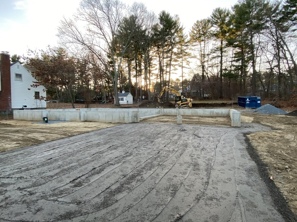 9 Shawsheen Road Billerica, MA 01821 - Photo 4 of 6