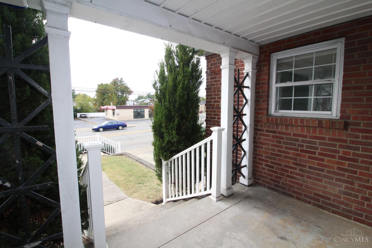 3282 Werk Road Cincinnati, OH 45211 - Photo 4 of 50 Gallery Image 4