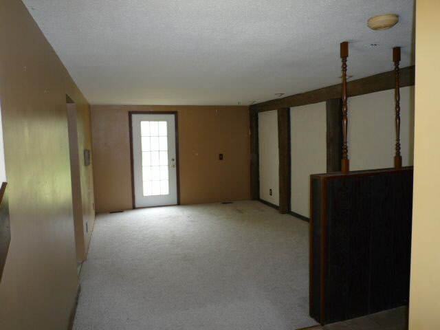 1786 Magnolia Road Vincennes, IN 47591 - Photo 5 of 12 Gallery Image 5