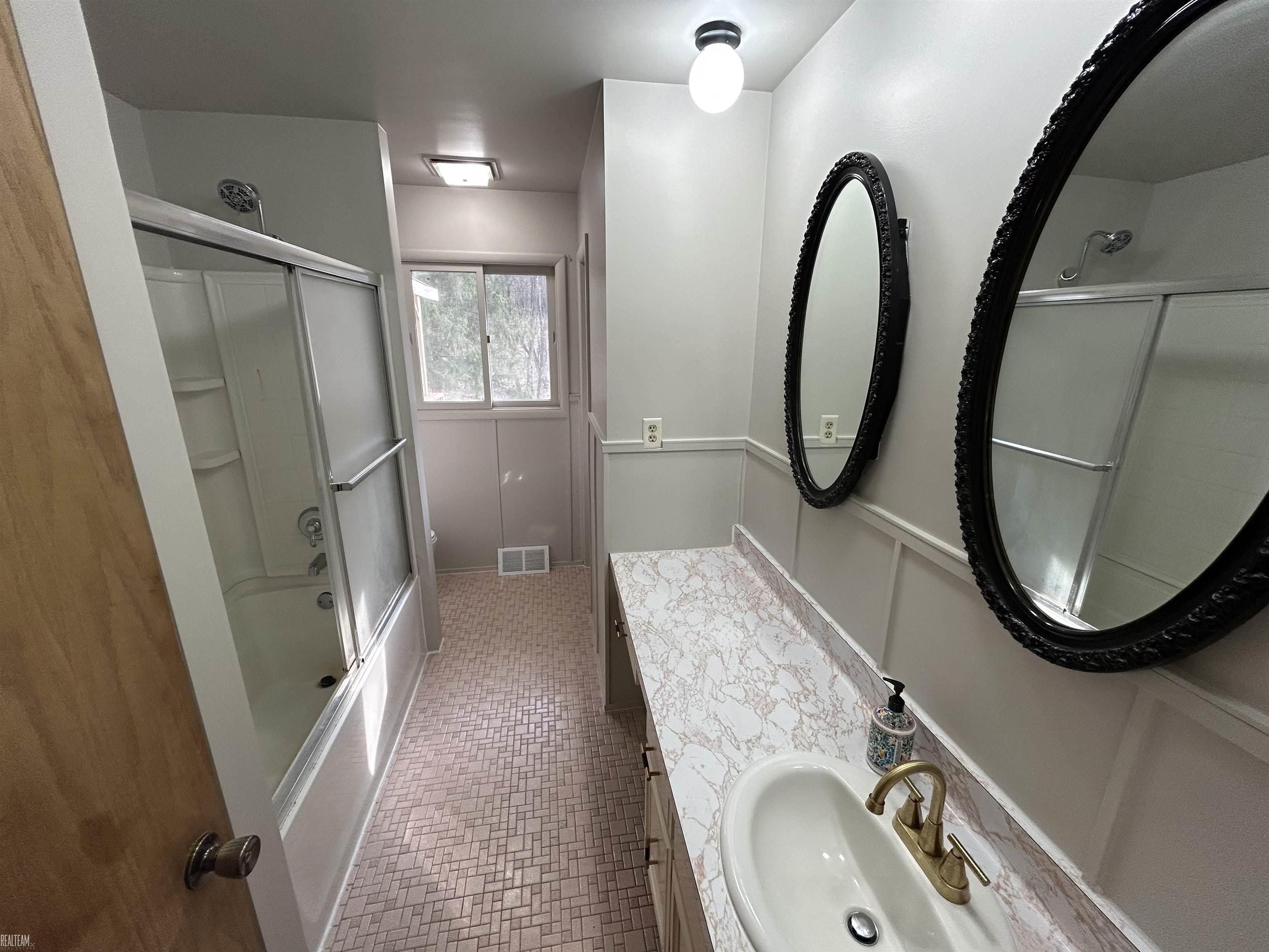 228 Indian Road Battle Creek, MI 49017 - Photo 27 of 42