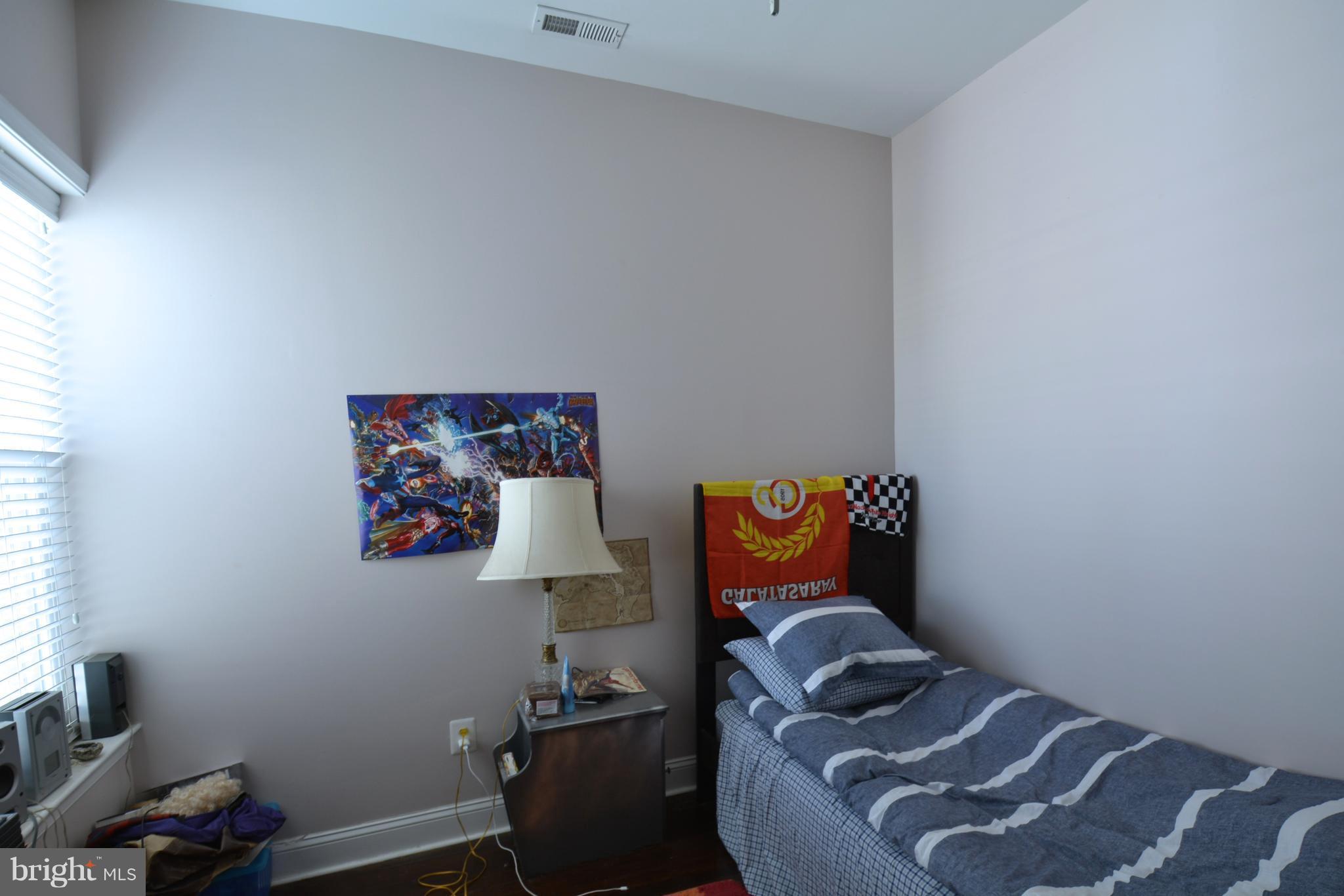 620 9th Street Northeast Washington, DC 20002 - Photo 20 of 24 2nd beedroom