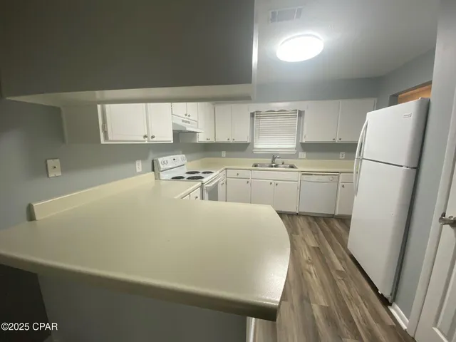 $1,350 | 1021 11th Court, Panama City, FL 32401