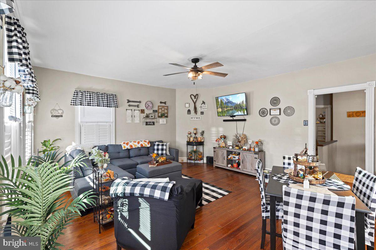 209 Evesham Avenue West Magnolia, NJ 08049 - Photo 14 of 44