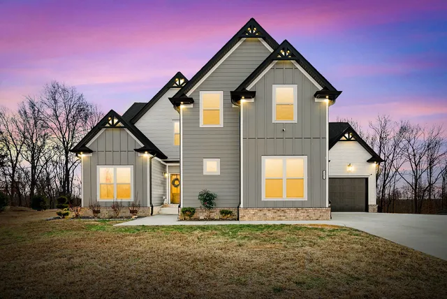 $850,000 | 2862 Benton Ridge Road, Palmyra, TN 37142