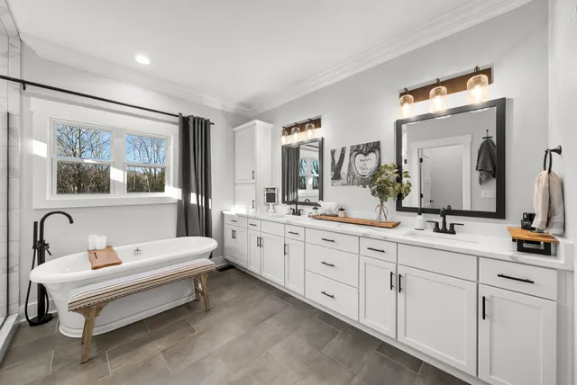 $850,000 | 2862 Benton Ridge Road, Palmyra, TN 37142