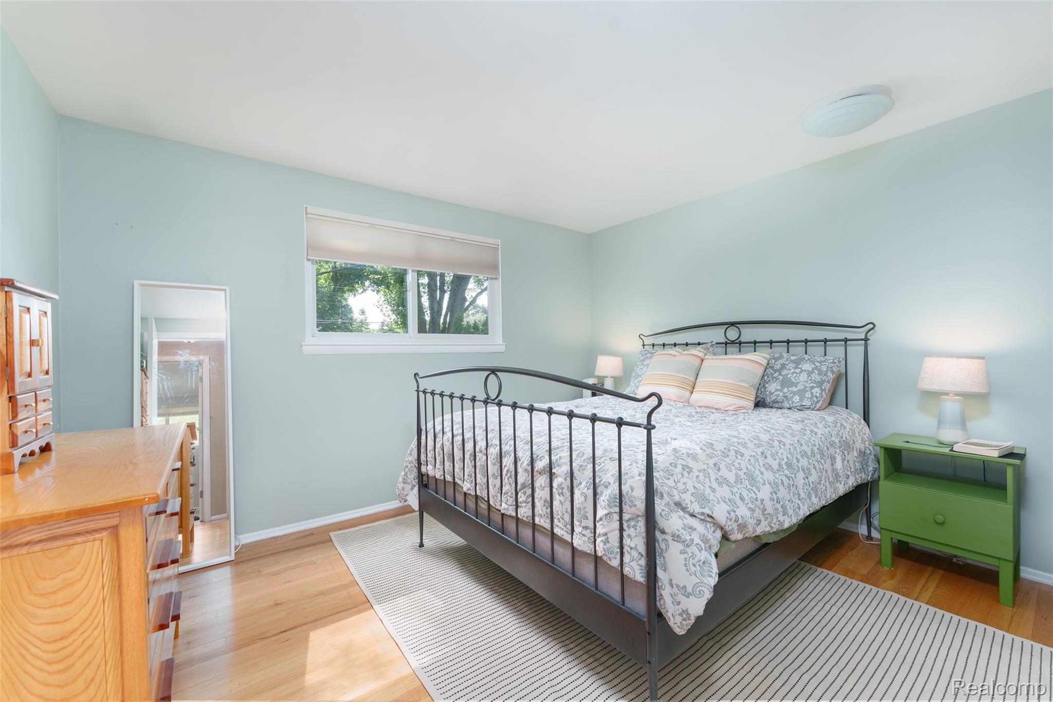11860 Riverside Drive Plymouth, MI 48170 - Photo 17 of 25 Primary Bedroom with hardwood floors