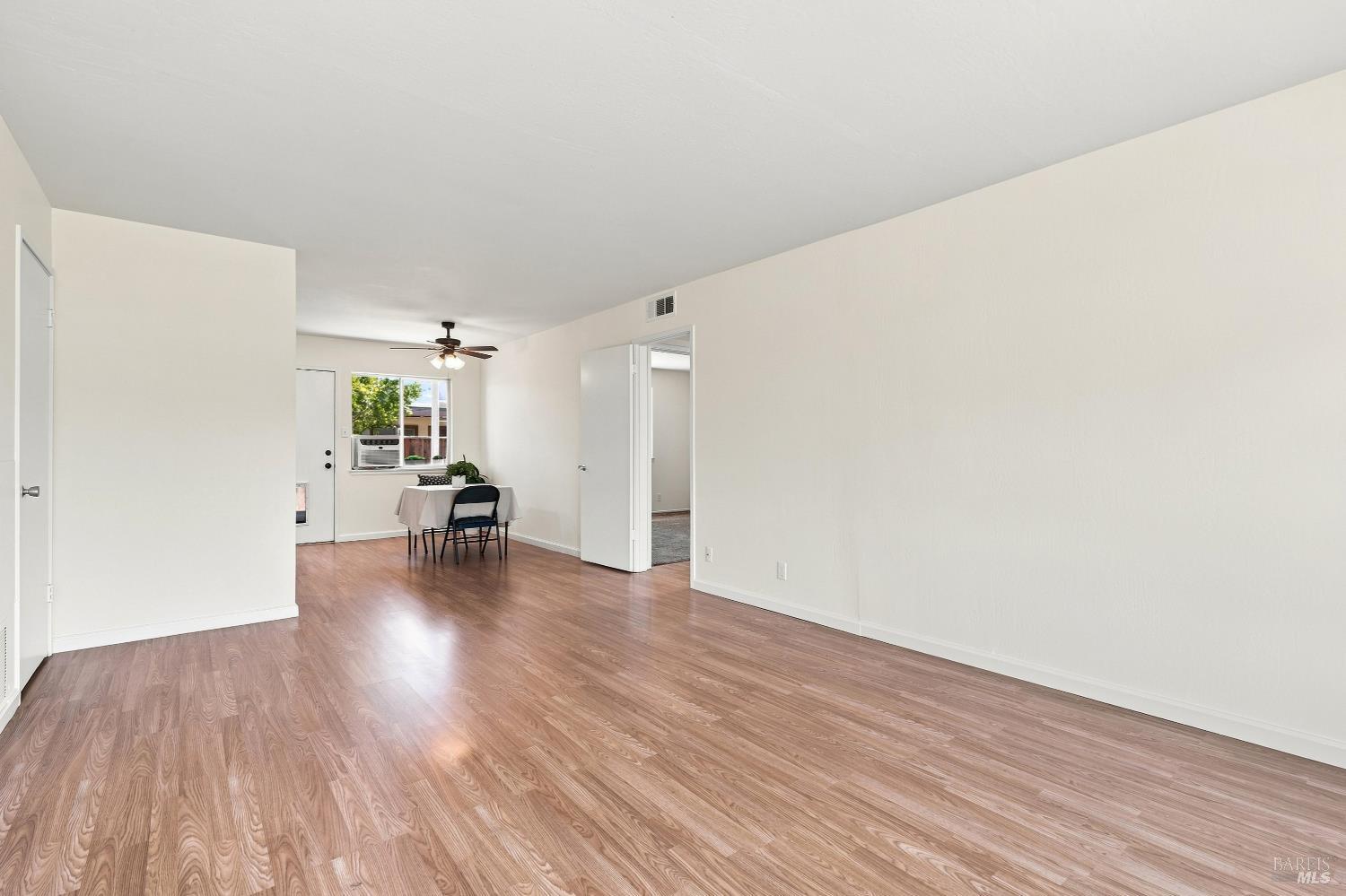 1056 Los Gamos Road, Unit E San Rafael, CA 94903 - Photo 8 of 41 Gallery Image 8