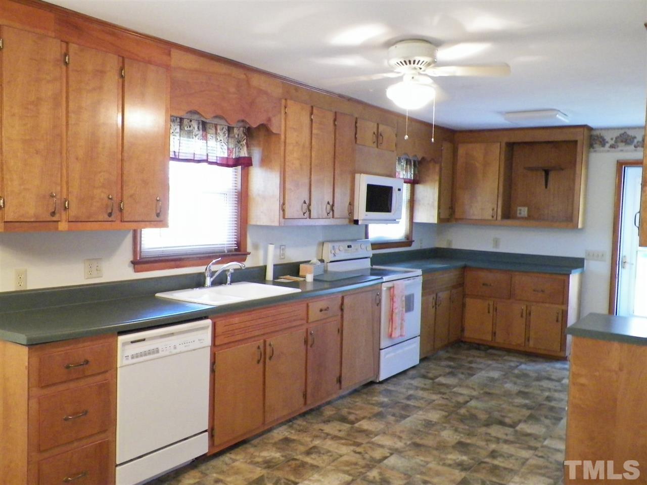 4616 Graham Newton Road Apex, NC 27539 - Photo 2 of 20 Gallery Image 2