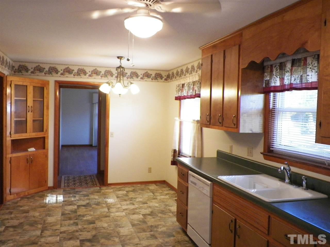 4616 Graham Newton Road Apex, NC 27539 - Photo 3 of 20 Gallery Image 3