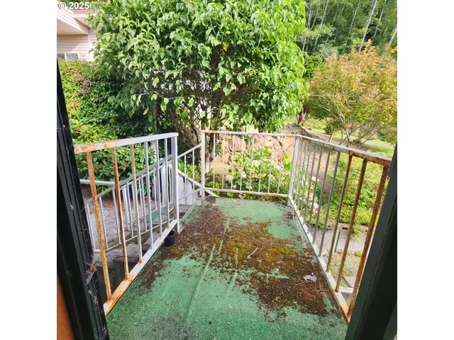 $377,250 | 303 9th Street, Garibaldi, OR 97118