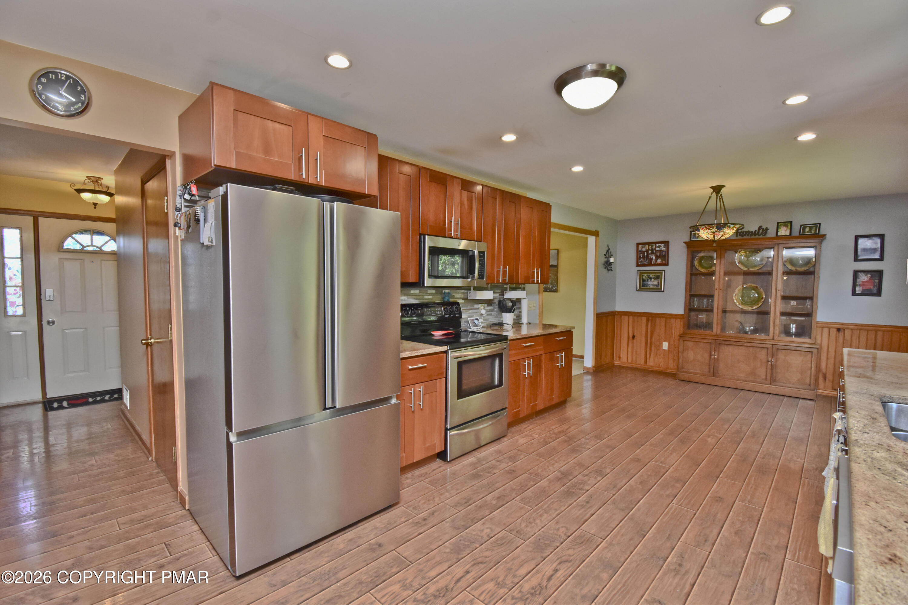 320 Ramble Bush Road Stroudsburg, PA 18360 - Photo 6 of 56 2 Kitchen (5)