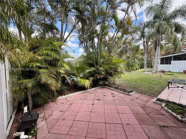 $3,900 | 12619 Northwest 11th Place, Sunrise, FL 33323