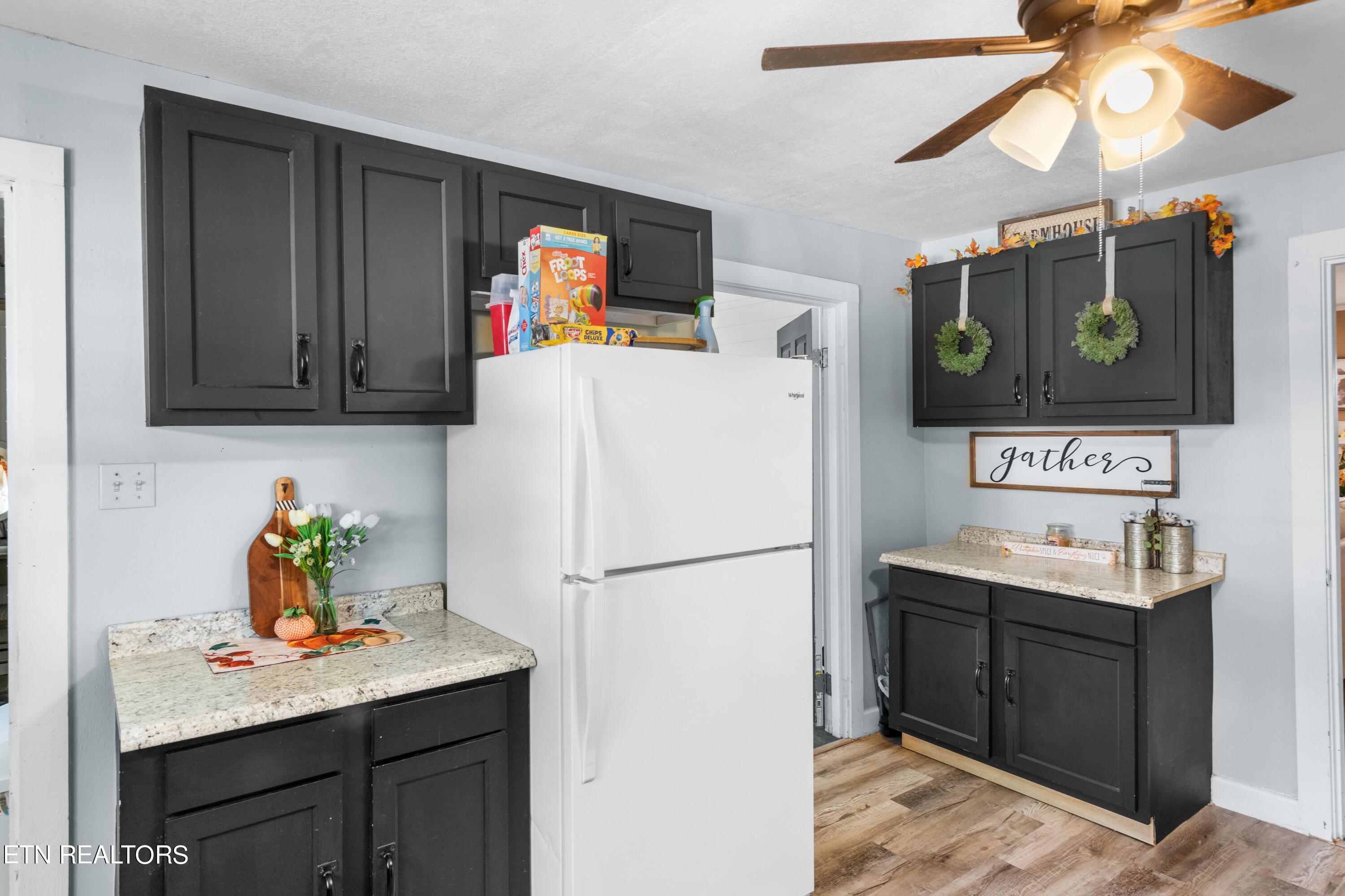4925 East Emory Road Knoxville, TN 37938 - Photo 21 of 39 030A8917