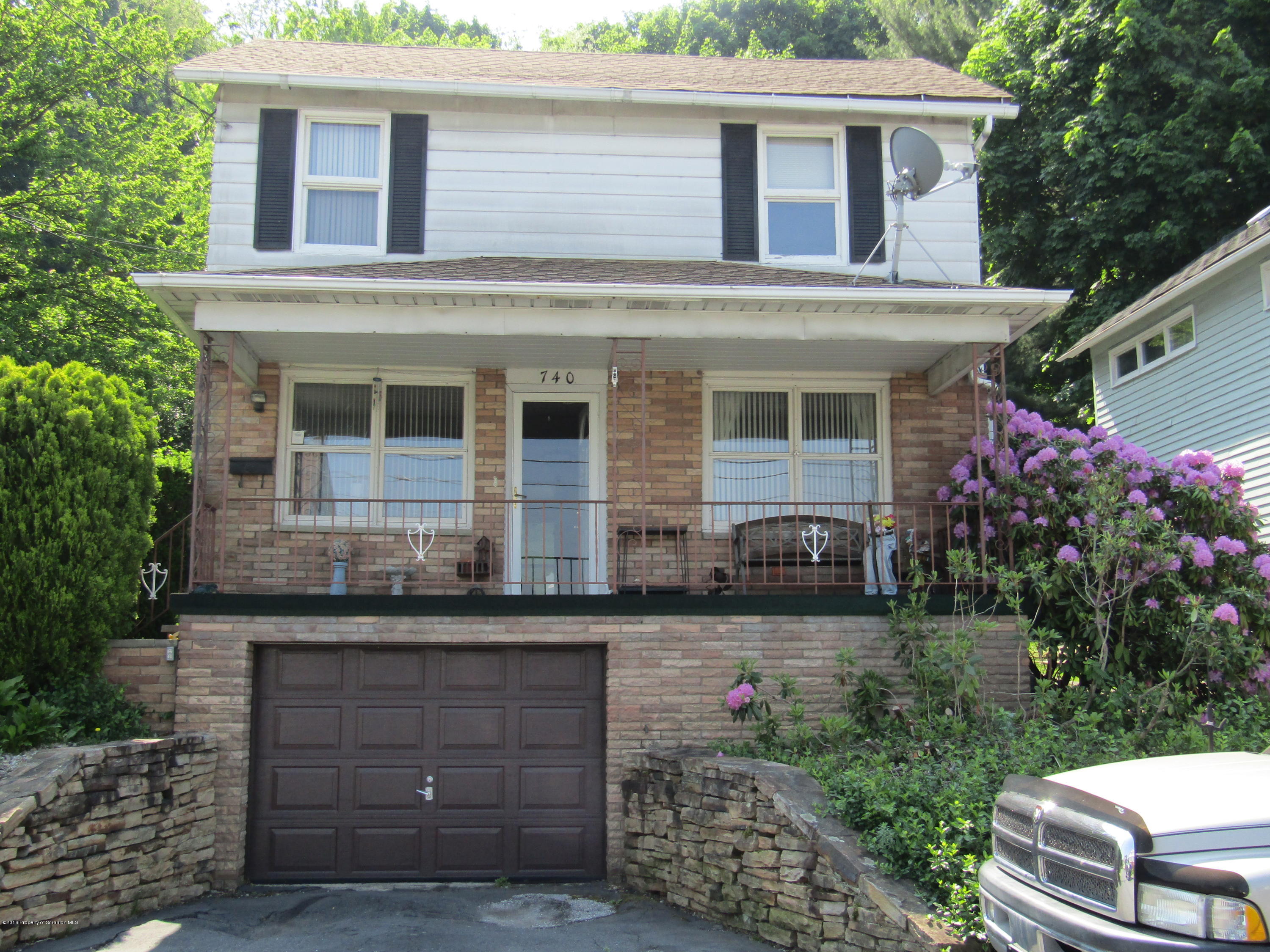 740 Grove Street Avoca, PA 18641 - Photo 1 of 1 Gallery Image 1