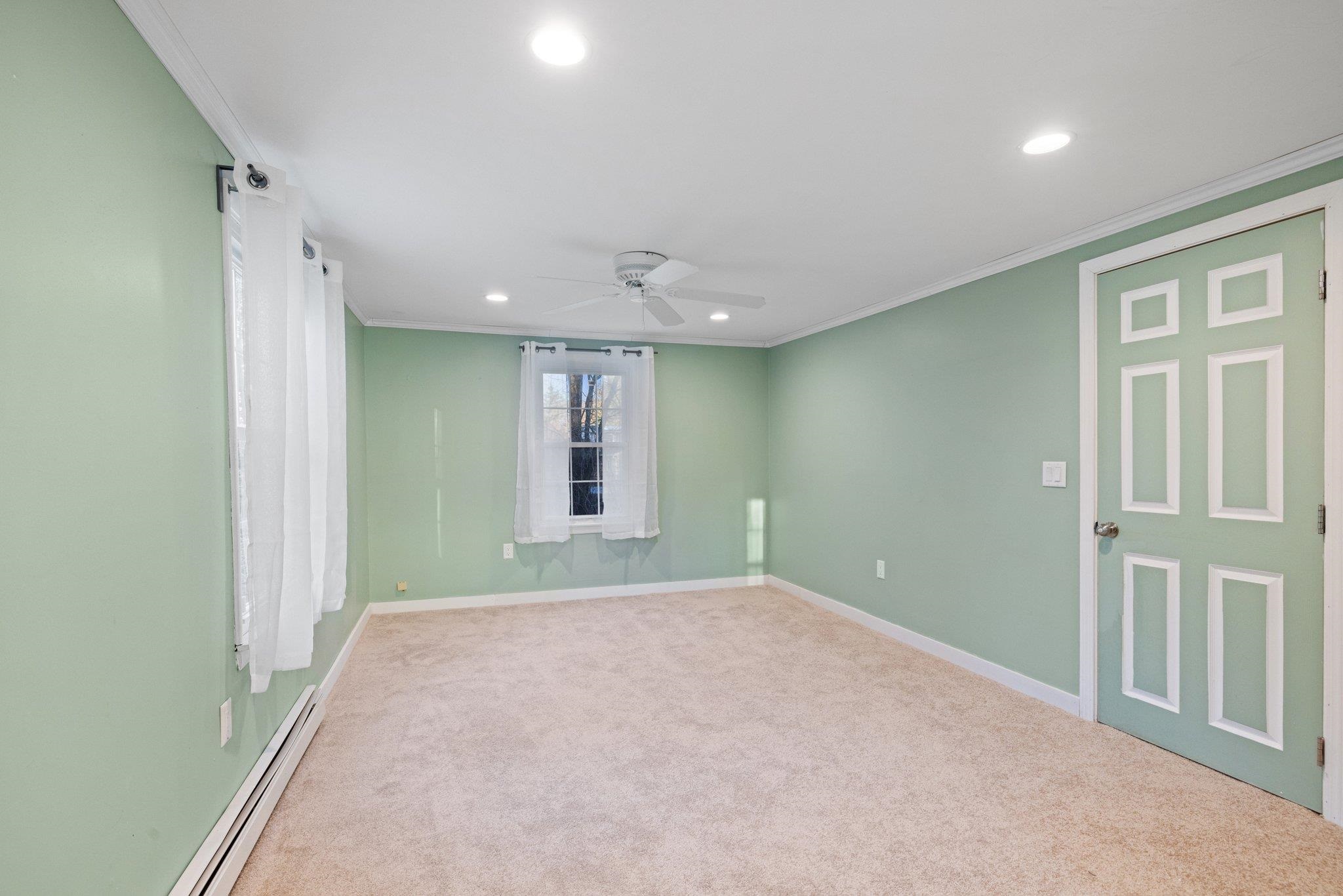 20 Appledor Road Bedford, NH 03110 - Photo 16 of 30
