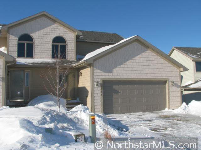 2511 Superior Lane Northwest Rochester, MN 55901 - Photo 1 of 10 Gallery Image 1