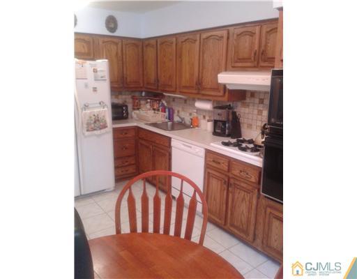 30 Marlin Road Old Bridge, NJ 08857 - Photo 2 of 9 Gallery Image 2