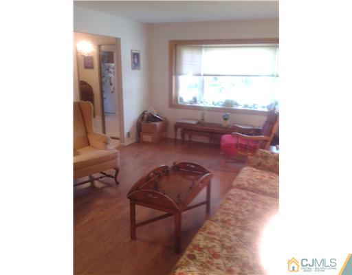 30 Marlin Road Old Bridge, NJ 08857 - Photo 5 of 9 Gallery Image 5