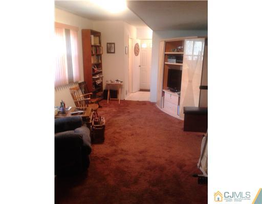 30 Marlin Road Old Bridge, NJ 08857 - Photo 6 of 9 Gallery Image 6