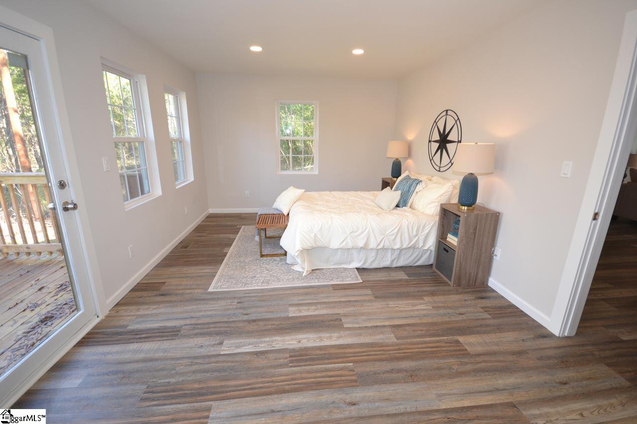 822 South Old Fairview Road Fountain Inn, SC 29644 - Photo 12 of 28