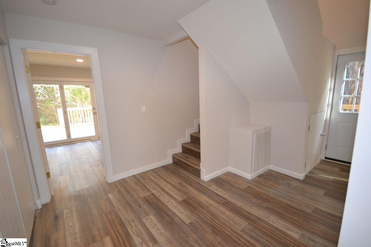 822 South Old Fairview Road Fountain Inn, SC 29644 - Photo 16 of 28