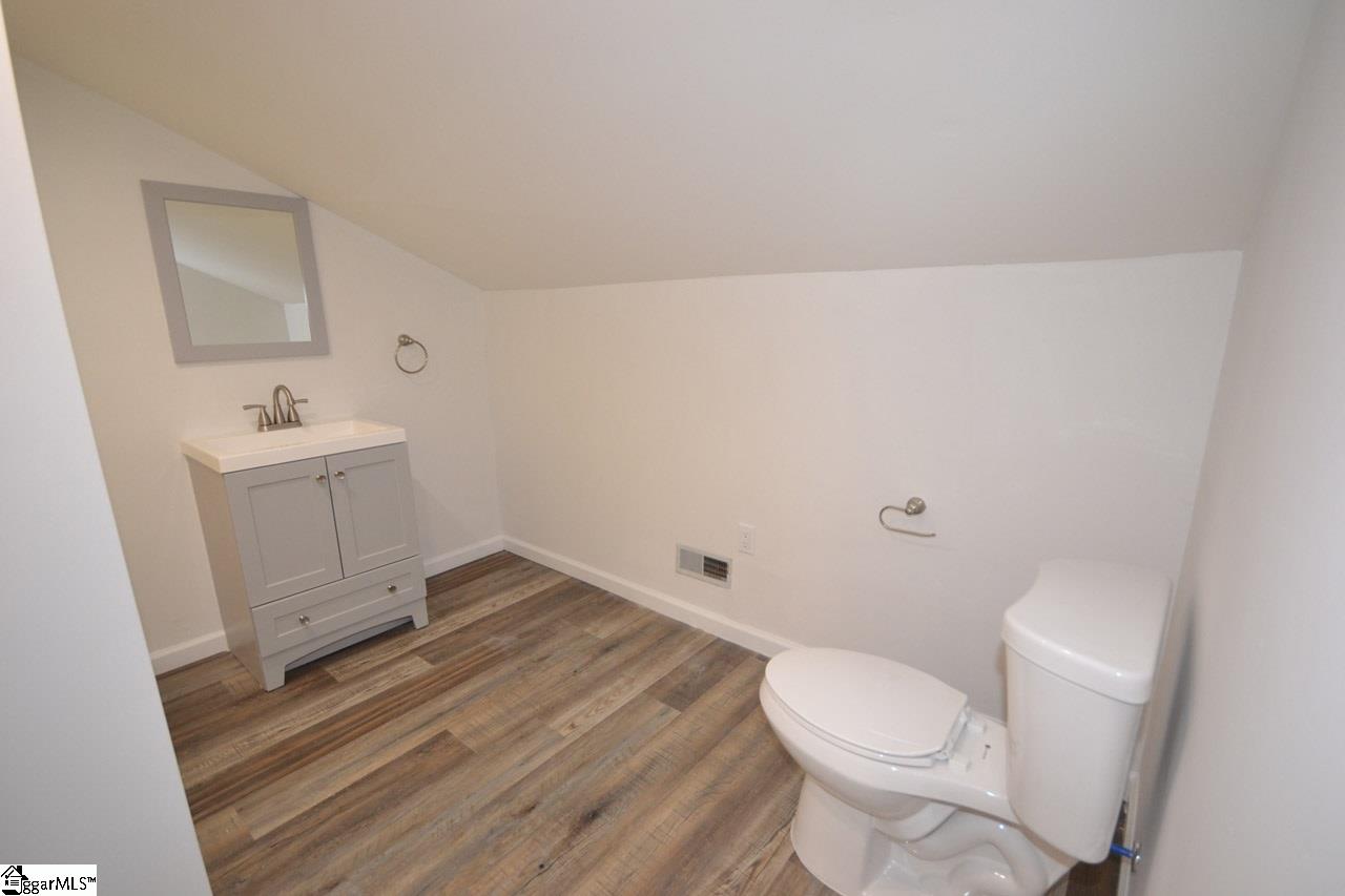 822 South Old Fairview Road Fountain Inn, SC 29644 - Photo 18 of 28