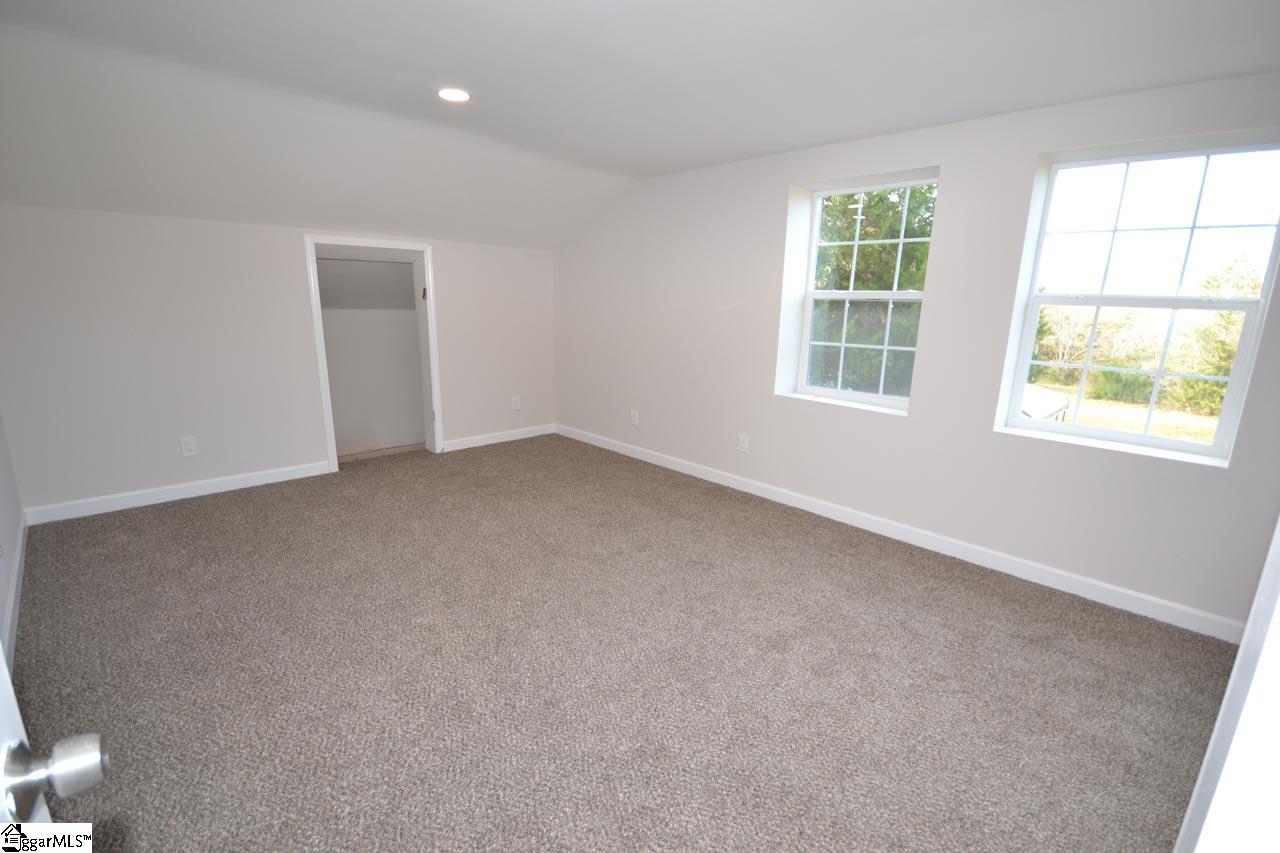 822 South Old Fairview Road Fountain Inn, SC 29644 - Photo 19 of 28