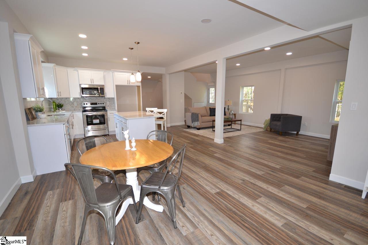 822 South Old Fairview Road Fountain Inn, SC 29644 - Photo 6 of 28