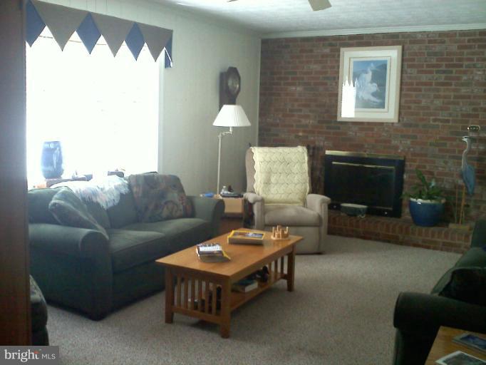 2115 Smoky Road Huntingtown, MD 20639 - Photo 6 of 23 Family Room