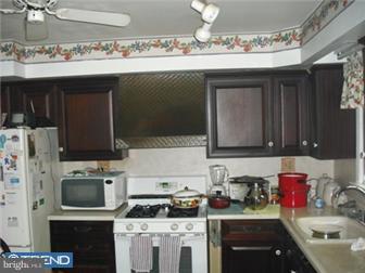 9118 Dale Road Philadelphia, PA 19115 - Photo 6 of 11 Gallery Image 6