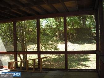 9118 Dale Road Philadelphia, PA 19115 - Photo 8 of 11 Gallery Image 8