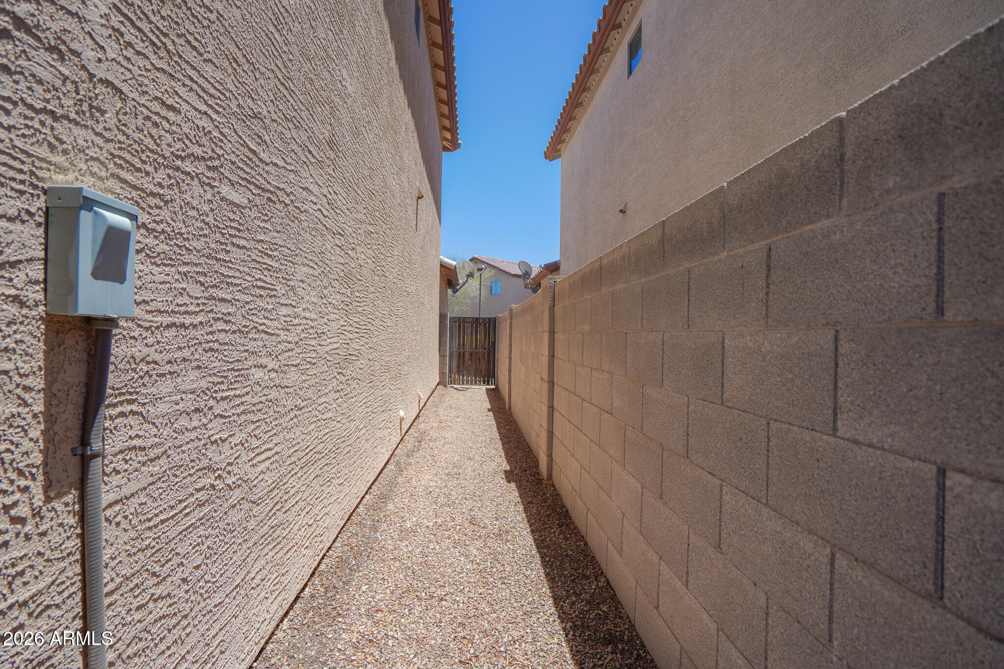 10225 West Camelback Road, Unit 28 Phoenix, AZ 85037 - Photo 28 of 29 DSC00489
