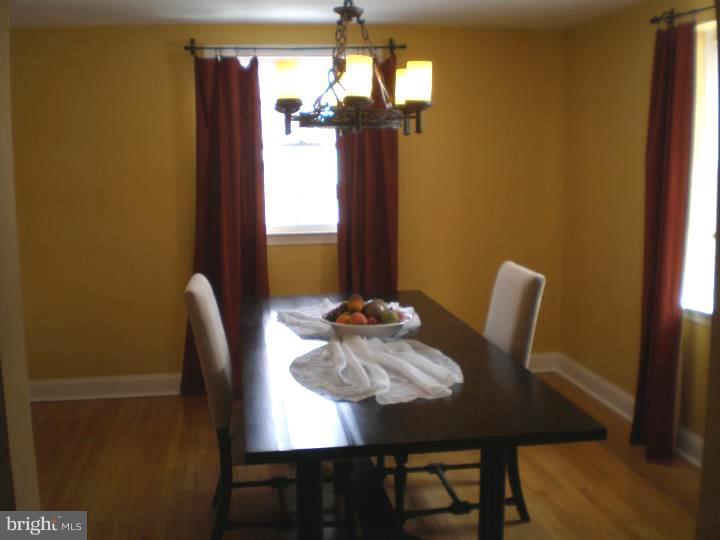 478 Thatcher Road Springfield, PA 19064 - Photo 9 of 25 Dining Room