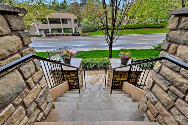 $699,888 | 2476 North Bogus Basin Road, Boise, ID 83702