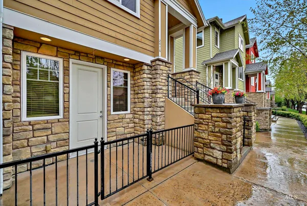 $699,888 | 2476 North Bogus Basin Road, Boise, ID 83702