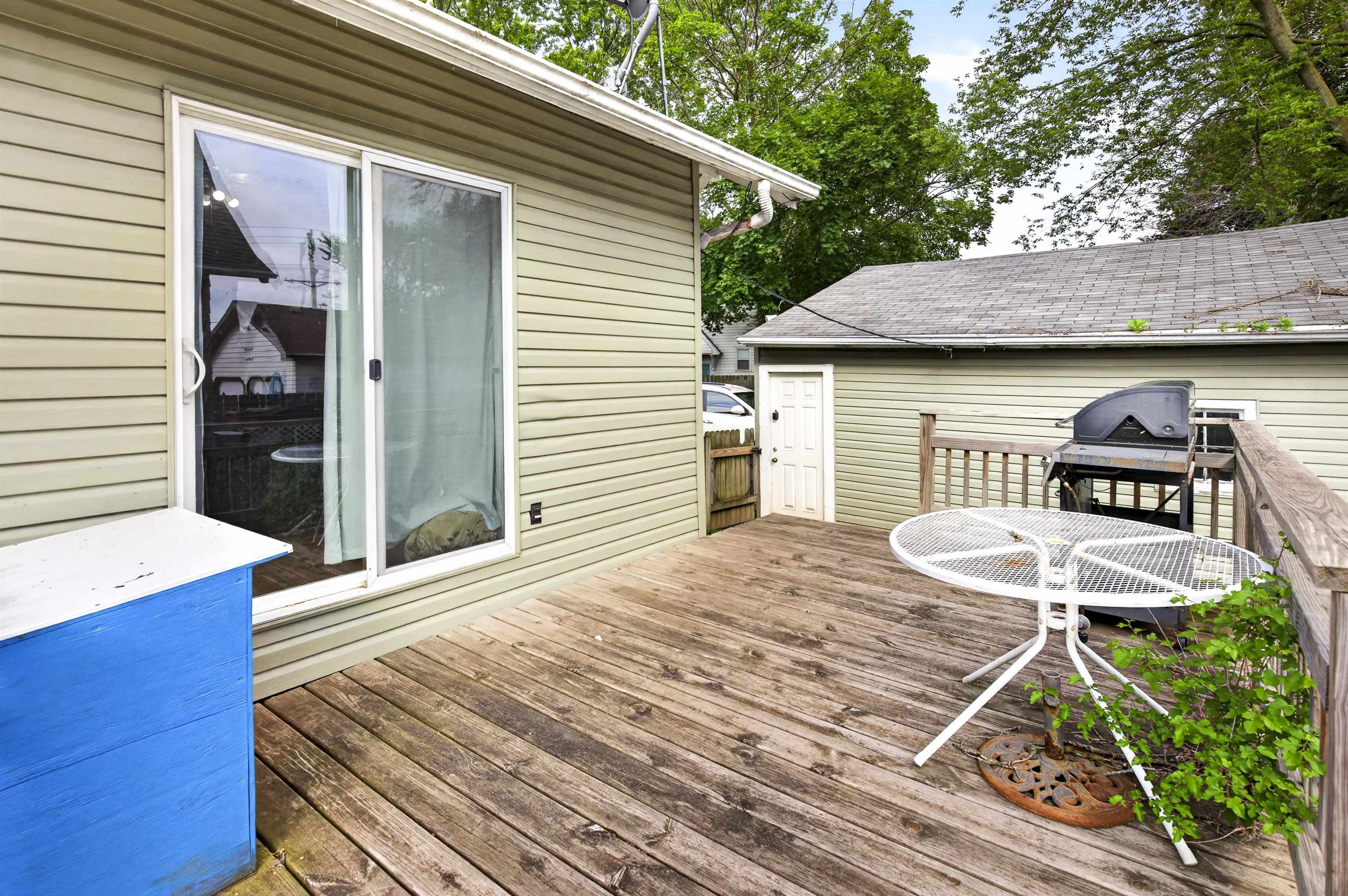 844 Appleton Road Menasha, WI 54952 - Photo 25 of 33