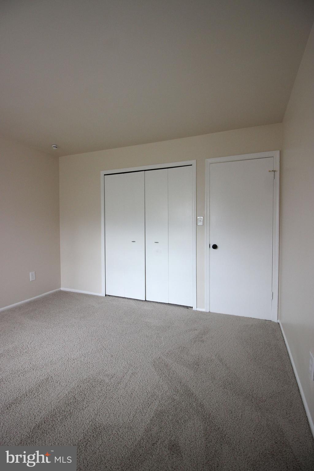 7765 Brandeis Way Springfield, VA 22153 - Photo 18 of 38