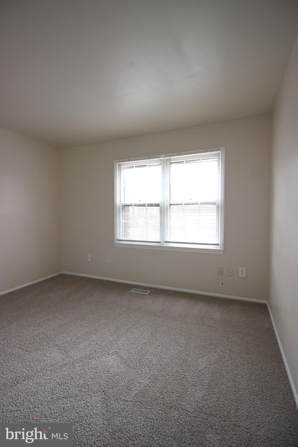 7765 Brandeis Way Springfield, VA 22153 - Photo 20 of 38