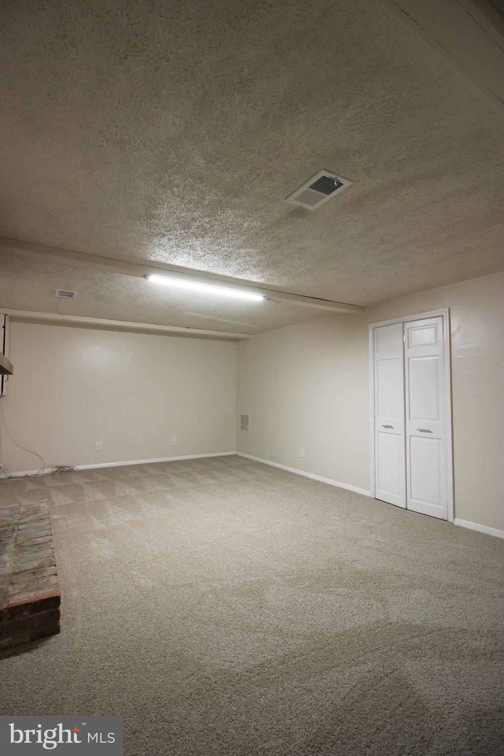 7765 Brandeis Way Springfield, VA 22153 - Photo 28 of 38