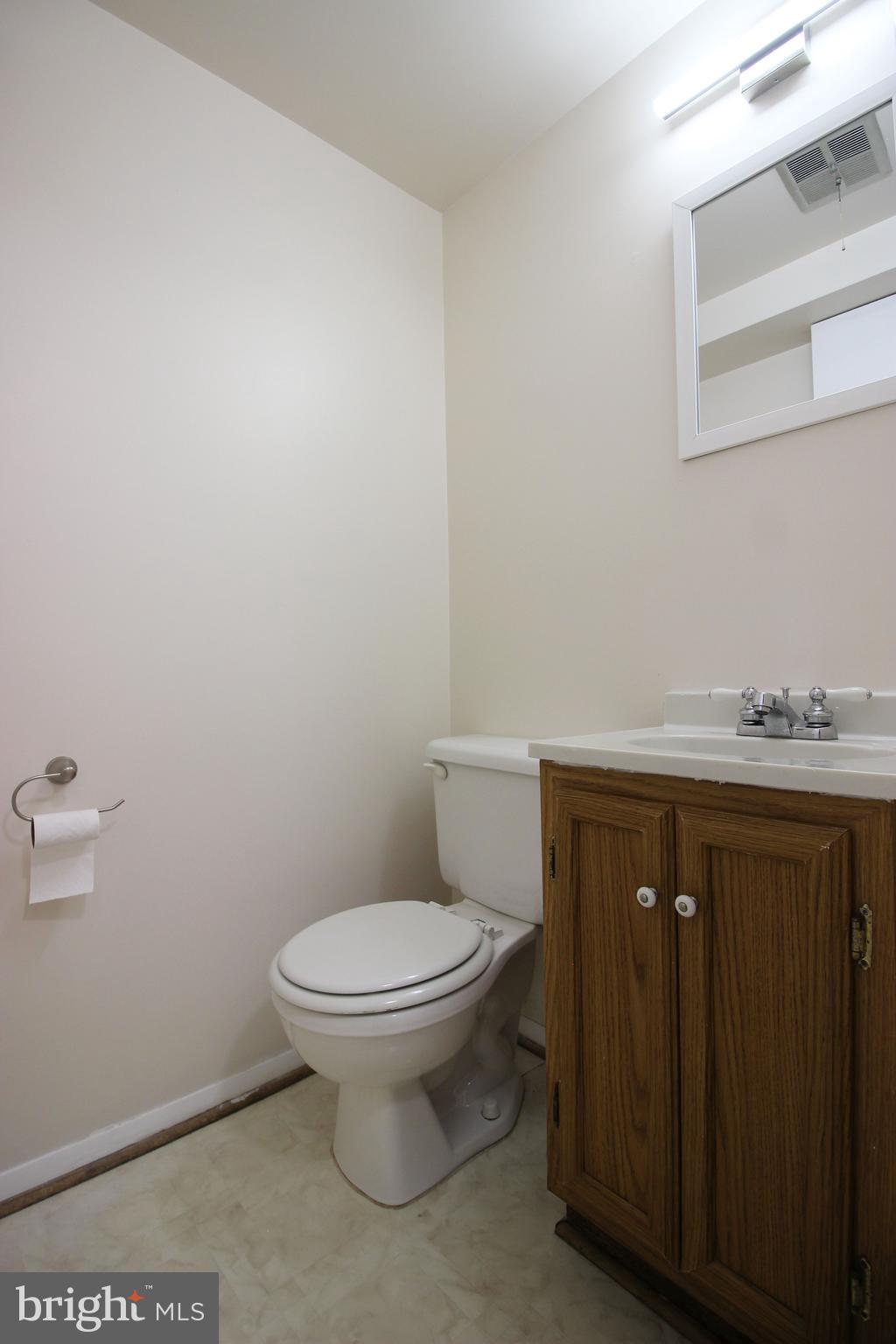 7765 Brandeis Way Springfield, VA 22153 - Photo 35 of 38