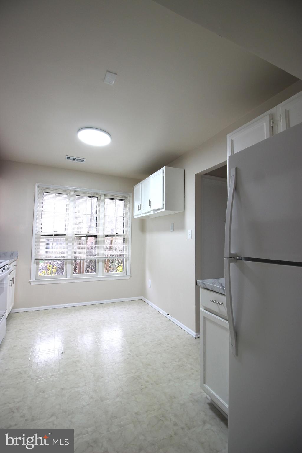 7765 Brandeis Way Springfield, VA 22153 - Photo 9 of 38