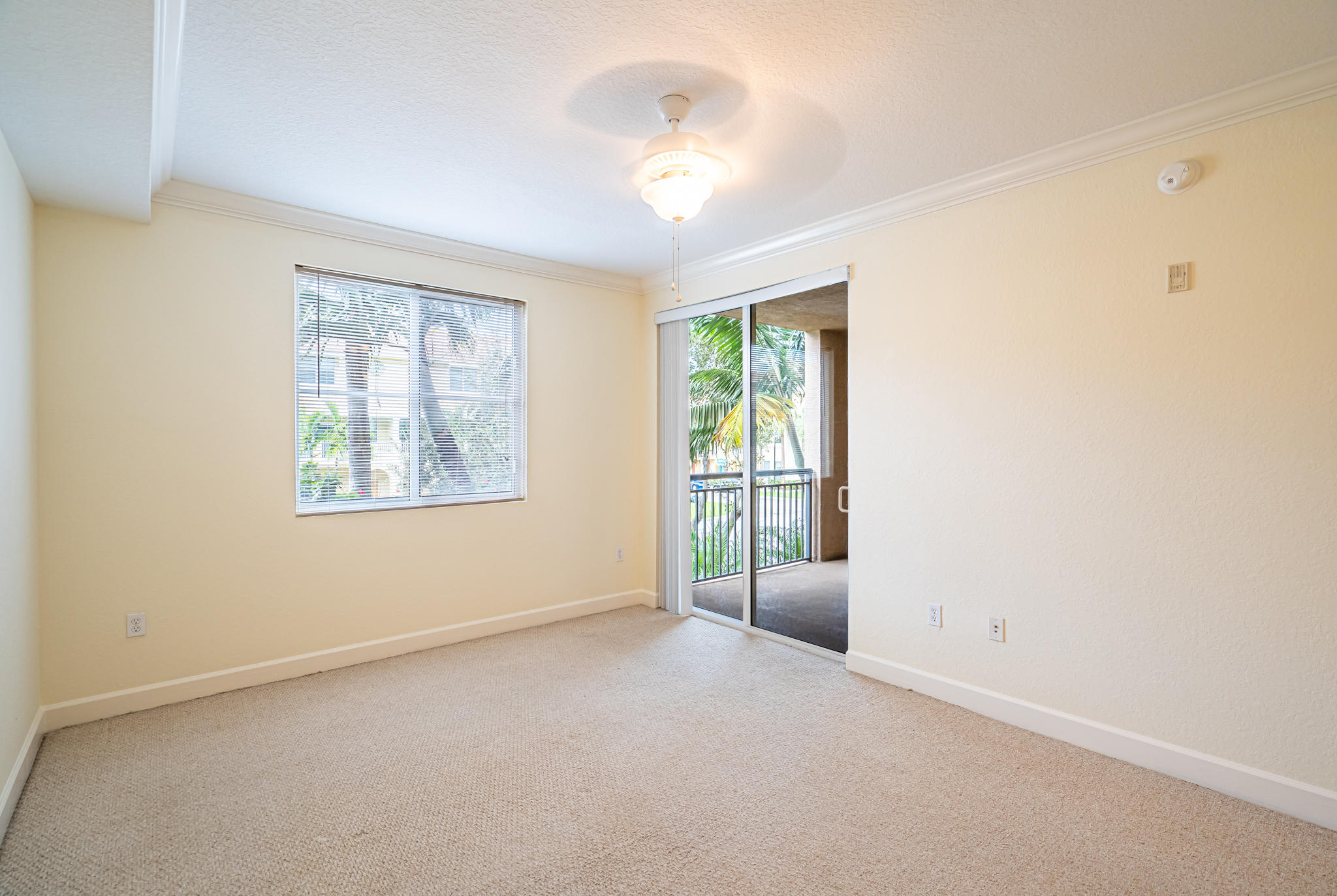 1660 Renaissance Commons Boulevard, Unit 2220 Boynton Beach, FL 33426 - Photo 16 of 41 DSC02272