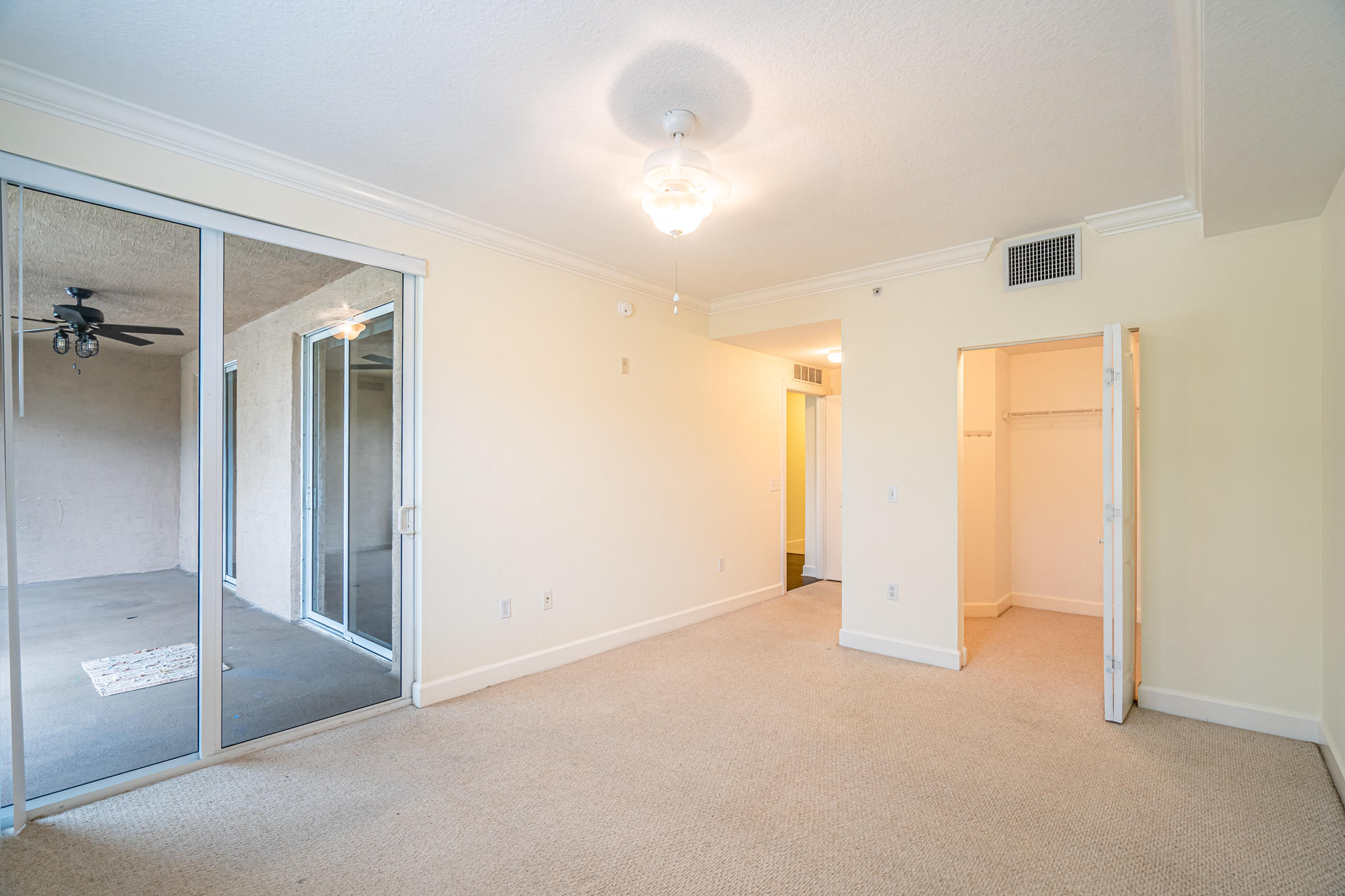 1660 Renaissance Commons Boulevard, Unit 2220 Boynton Beach, FL 33426 - Photo 18 of 41 DSC02275